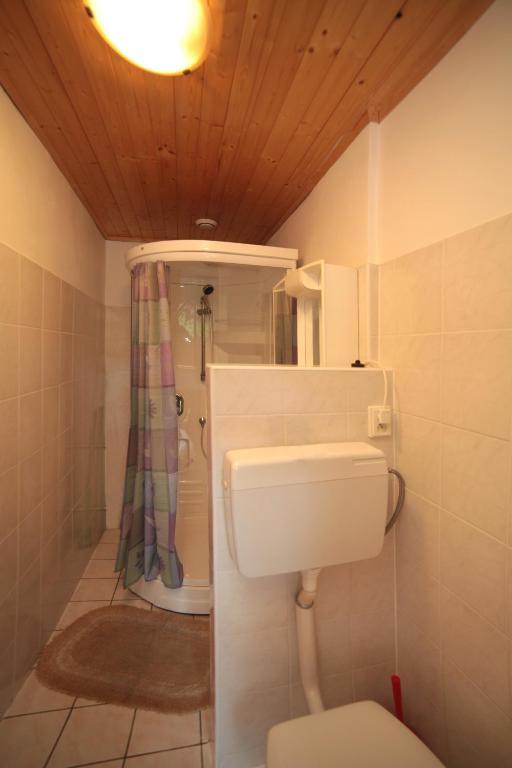 Pension U Kastanu Karlovy Vary Room photo